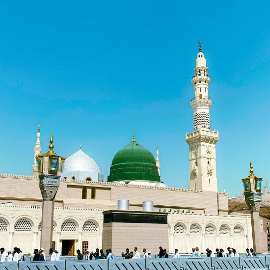 Exclusive Umrah Packages 2026 | Budget, Luxury & Ramadan Offers UK